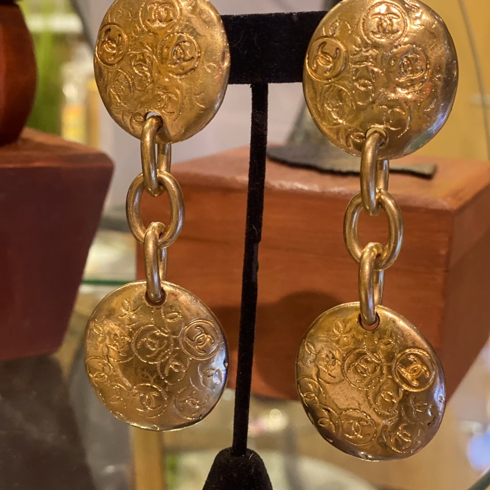 Rare Vintage “93 Chanel Chunky disc earrings